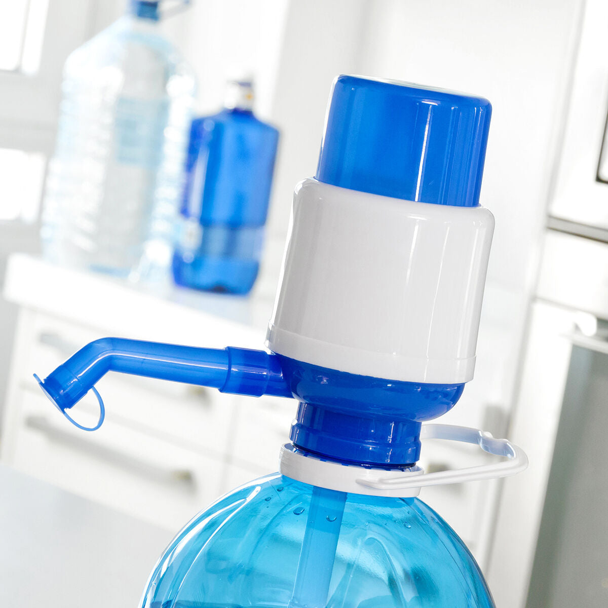Portable Manual Water Dispenser Pump for Large Bottles (2–5 Gallons)